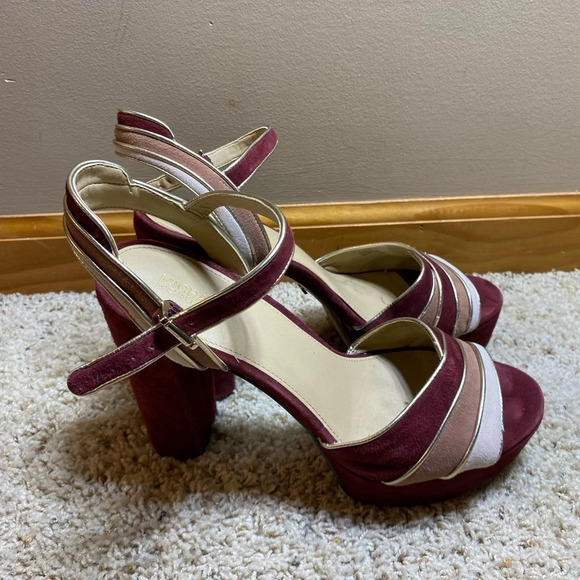Michael Kors suede platform heels size 9 - Picture 2 of 8